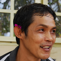 �X�^�b�t�Љ�